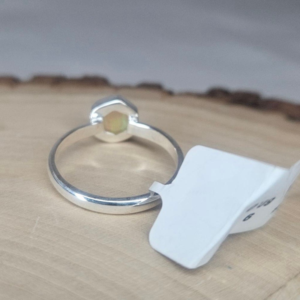 Natural Ethiopian Welo Opal Hexagon Ring | 1.5 Carats, Solid Silver NWT - Picture 6 of 9